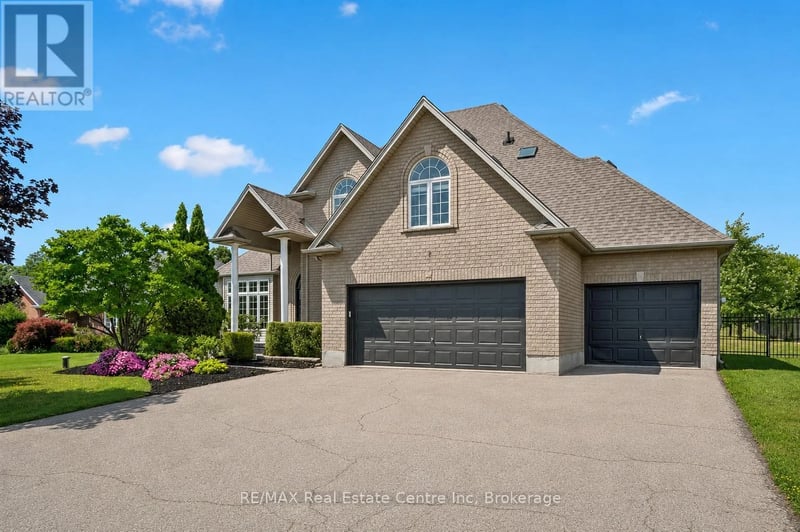 12 TELFER GLEN Street, Puslinch (Morriston), Ontario, N0B2C0, Puslinch (Morriston), Ontario — photo 1 of 5