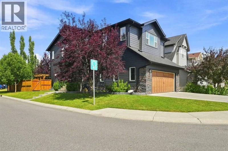 4 Silverado Saddle Court Southwest, Calgary, Alberta, T2X0J1, Calgary, Alberta — photo 1 of 5