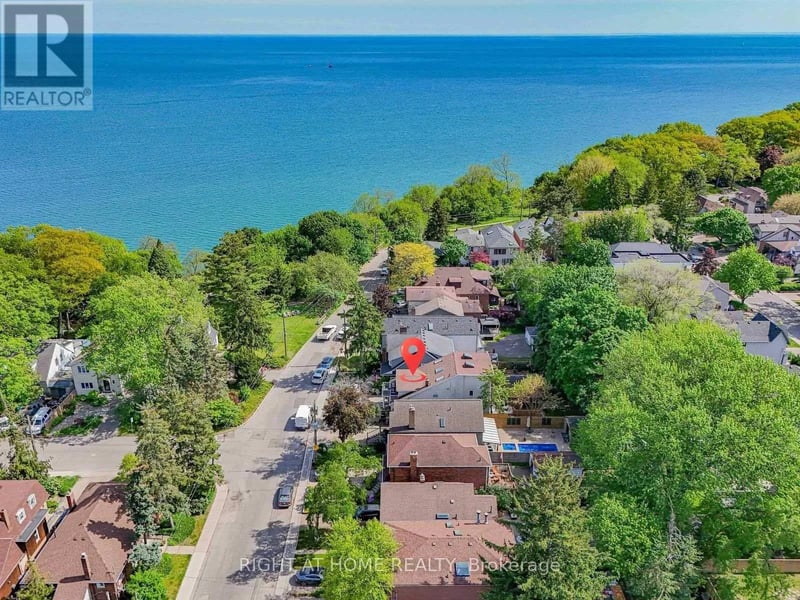 20 Kildonan Drive, Toronto (Birchcliffe-Cliffside), Ontario, M1N3B5, Toronto (Birchcliffe-Cliffside), Ontario — photo 1 of 5