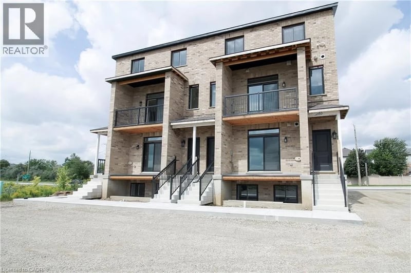 #8 1395 BLEAMS Road, Kitchener, Ontario, N2E3X7, Kitchener, Ontario — photo 1 of 5