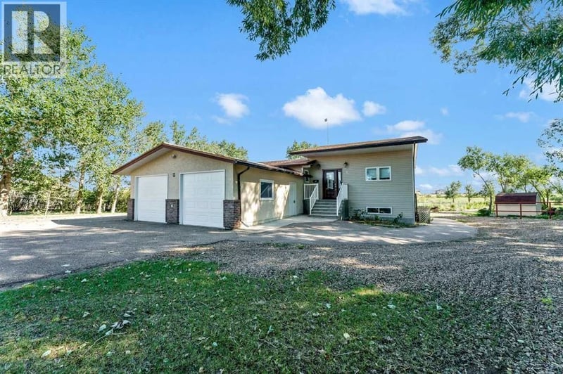 11418 Eagle Butte Road, Rural Cypress County, Alberta, T1B0H9, Rural Cypress County, Alberta — photo 1 of 5