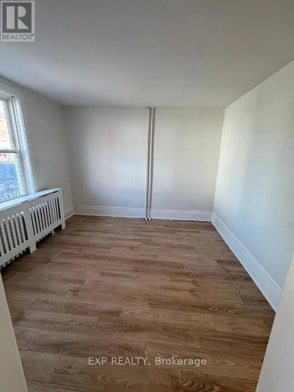 #1 10 Willow Street North, Halton Hills (AC Acton), Ontario, L7J1Z7, Halton Hills (AC Acton), Ontario — photo 1 of 5