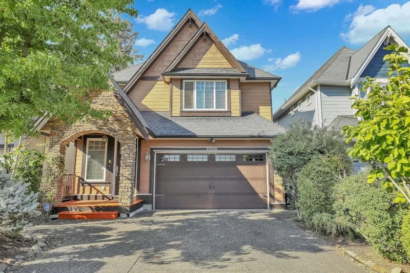 21135 77A Avenue, Langley, British Columbia, V2Y0K7, Langley, British Columbia — photo 1 of 5
