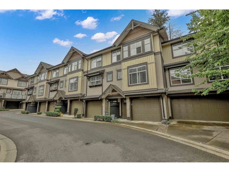 #49 6123 138 Street, Surrey, British Columbia, V3X1E8, Surrey, British Columbia — photo 1 of 5