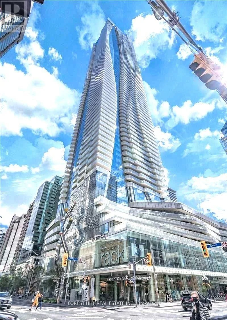 #5210 1 Bloor Street East, Toronto (Church-Yonge Corridor), Ontario, M4W0A8, Toronto (Church-Yonge Corridor), Ontario — photo 1 of 5