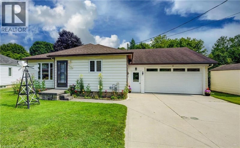 254 WELLINGTON Street West, Mount Forest, Ontario, N0G2L0, Mount Forest, Ontario — photo 1 of 5