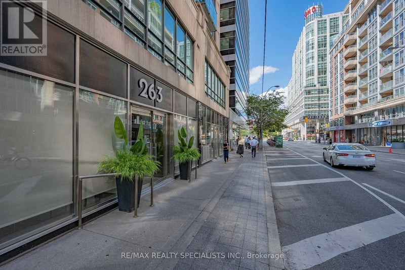 #503 263 Wellington Street West, Toronto (Waterfront Communities), Ontario, M5V3E6, Toronto (Waterfront Communities), Ontario — photo 1 of 5