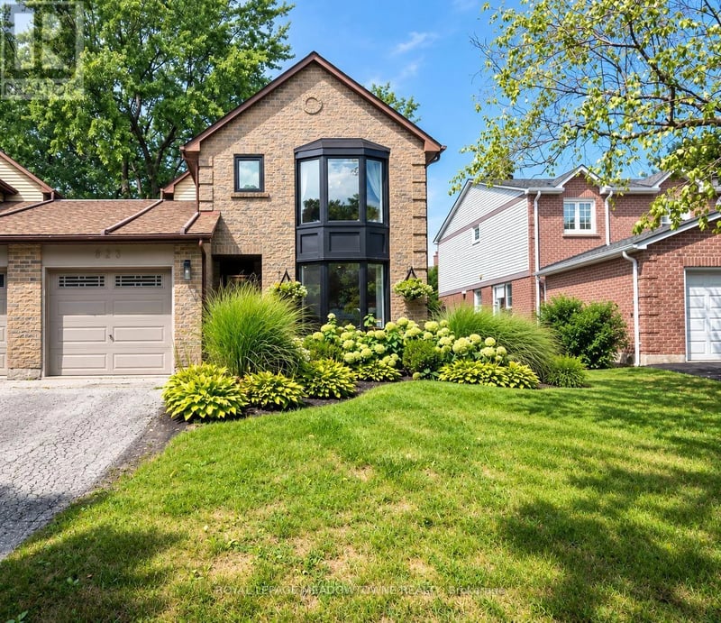 823 Laurier Avenue, Milton (TM Timberlea), Ontario, L9T4H4, Milton (TM Timberlea), Ontario — photo 1 of 5
