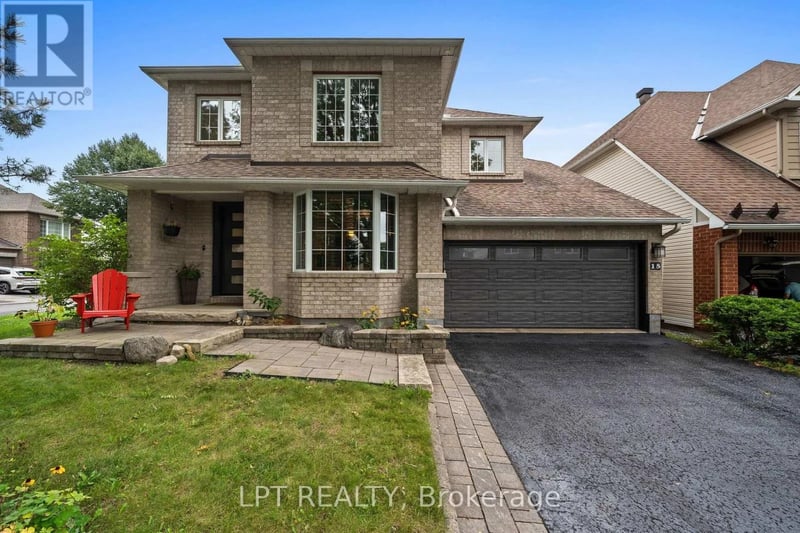 15 Spalding Avenue, Ottawa, Ontario, K2K3B2, Ottawa, Ontario — photo 1 of 5