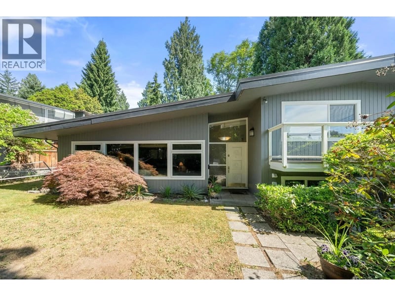 3920 DELBROOK Avenue, North Vancouver, British Columbia, V7N3Z8, North Vancouver, British Columbia — photo 1 of 5