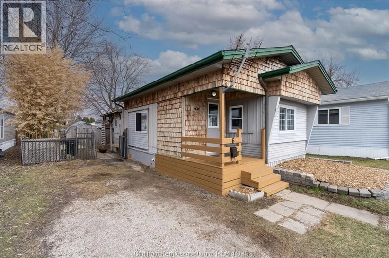 6 Maple Drive, McGregor, Ontario, N0R1J0, McGregor, Ontario — photo 1 of 5