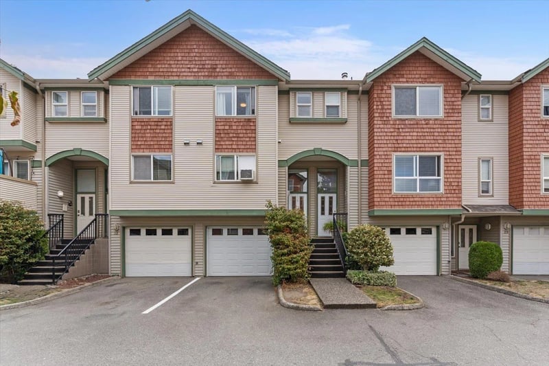 #31 9470 HAZEL Street, Chilliwack, British Columbia, V2P5N1, Chilliwack, British Columbia — photo 1 of 5