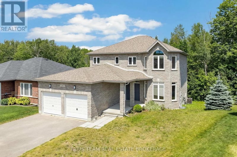33 Sheppard Drive, Tay (Victoria Harbour), Ontario, L0K2A0, Tay (Victoria Harbour), Ontario — photo 1 of 5