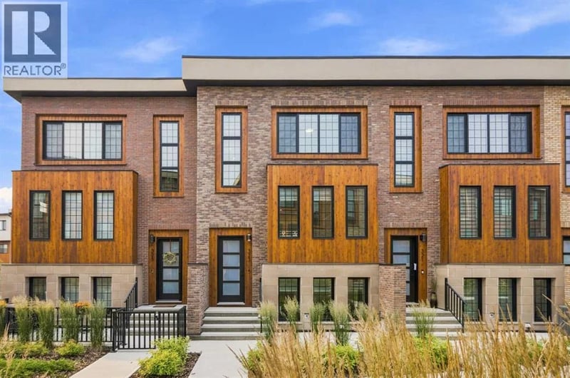 81 Greenbriar Place Northwest, Calgary, Alberta, T3B6J1, Calgary, Alberta — photo 1 of 5