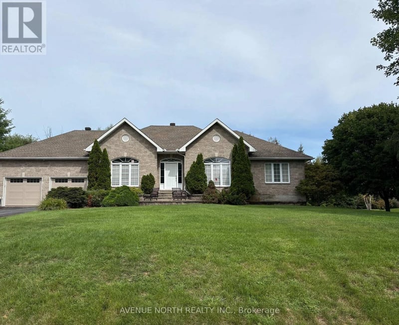 6746 Waterside Court, Ottawa, Ontario, K4P1P8, Ottawa, Ontario — photo 1 of 5