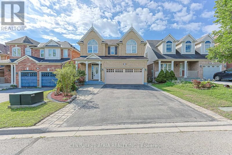 338 Carlissa Run, Newmarket (Woodland Hill), Ontario, L3X3J9, Newmarket (Woodland Hill), Ontario — photo 1 of 5