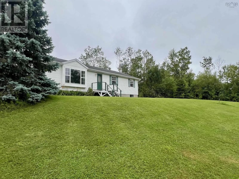 188 Shore Road, Sutherlands River, Nova Scotia, B0K1G0, Sutherlands River, Nova Scotia — photo 1 of 5