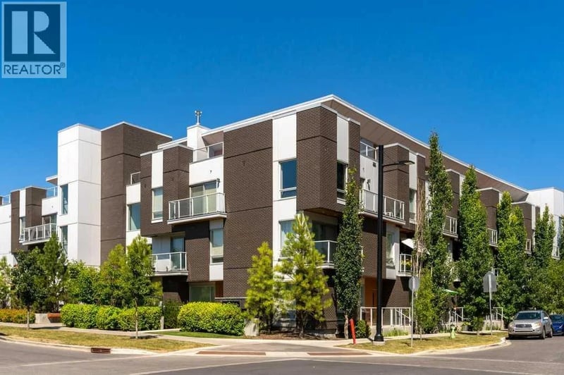 3130 Thirsk Street Northwest, Calgary, Alberta, T3B6H4, Calgary, Alberta — photo 1 of 5