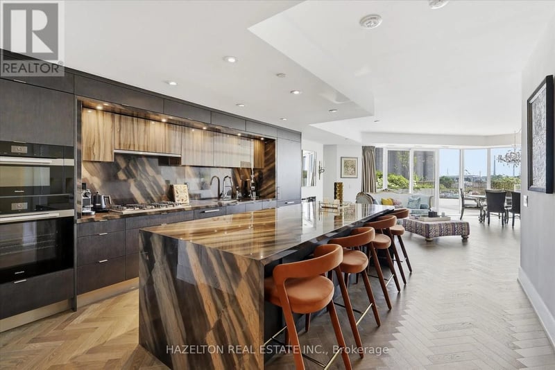 #304 155 Merchants Wharf, Toronto (Waterfront Communities), Ontario, M5A0Y4, Toronto (Waterfront Communities), Ontario — photo 1 of 5