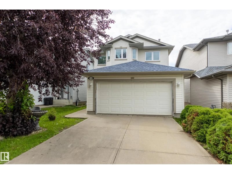 11335 167B Ave NW NW, Edmonton, Alberta, T5X6G8, Edmonton, Alberta — photo 1 of 5