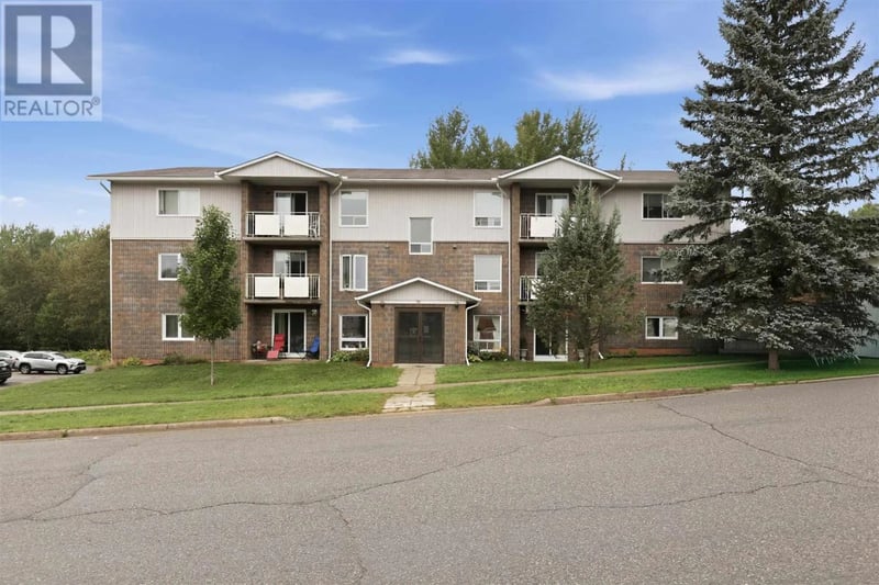 102-206 Breton RD, Sault Ste. Marie, Ontario, P6B1B1, Sault Ste. Marie, Ontario — photo 1 of 5
