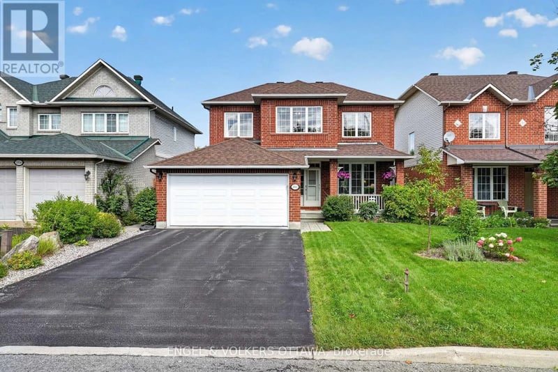 2812 Hank Rivers Drive, Ottawa, Ontario, K1T4A2, Ottawa, Ontario — photo 1 of 5