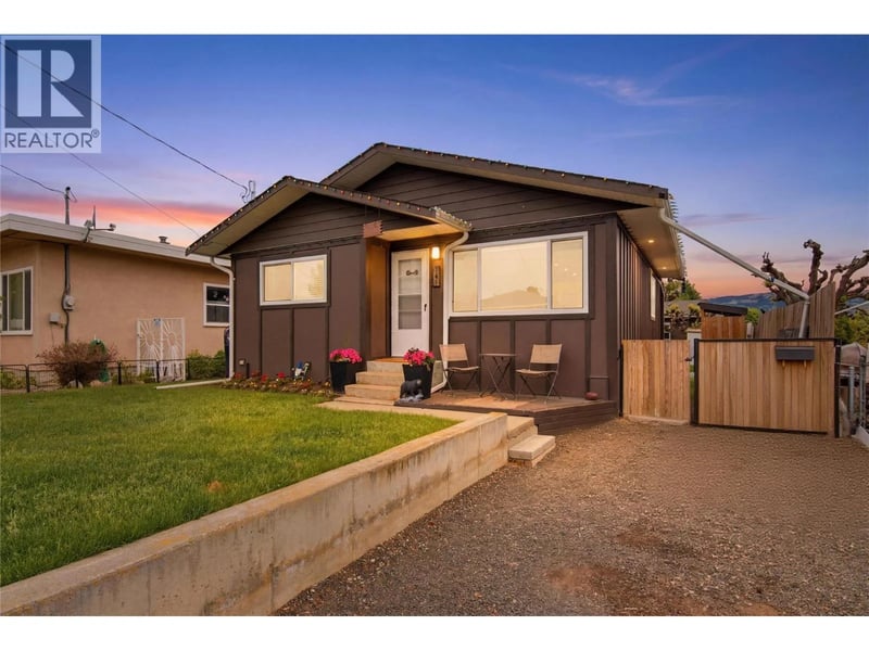 363 Willow Street, Kamloops, British Columbia, V2B4C8, Kamloops, British Columbia — photo 1 of 5
