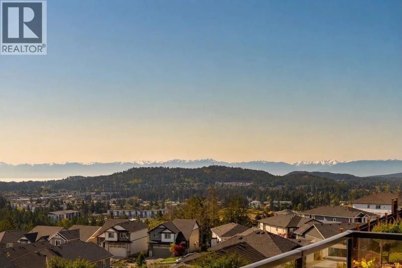 1122 Olivine Mews, Langford, British Columbia, V9B5P9, Langford, British Columbia — photo 1 of 5