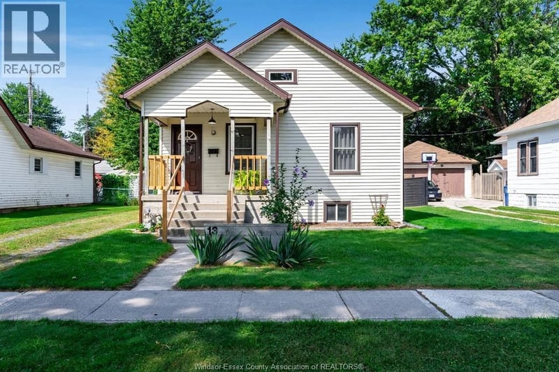 13 WESTMORELAND Avenue, Leamington, Ontario, N8H3P2, Leamington, Ontario — photo 1 of 5