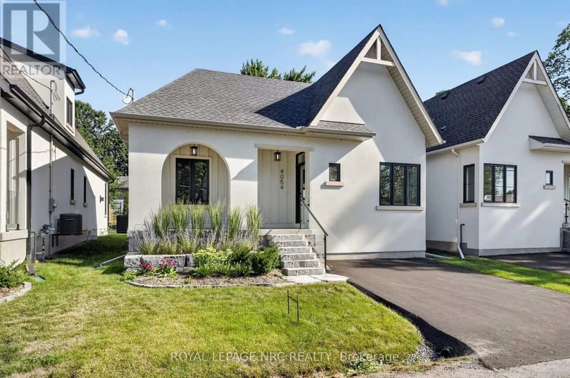 4054 Glenspring Road, Fort Erie (Crystal Beach), Ontario, L0S1B0, Fort Erie (Crystal Beach), Ontario — photo 1 of 5