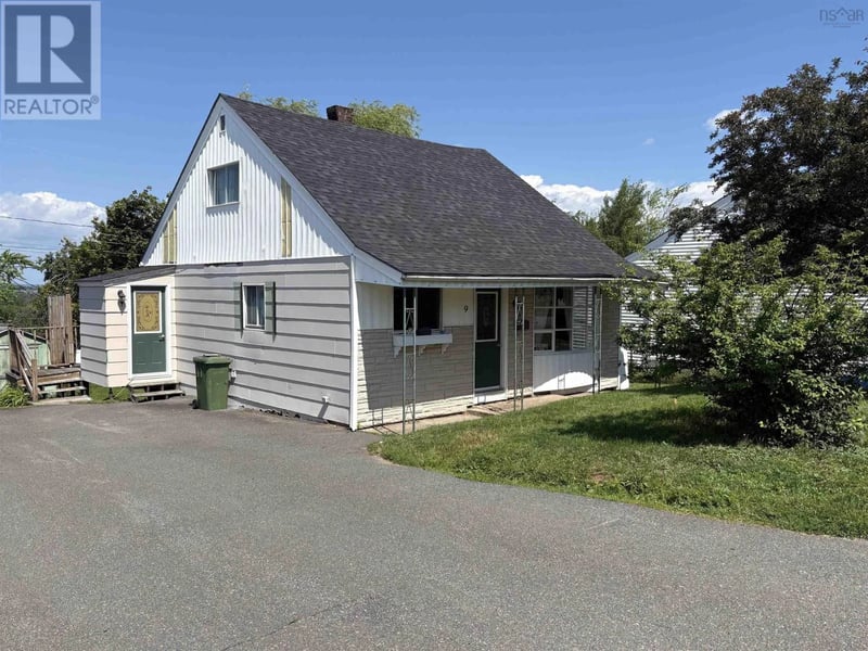 9 MacLaren Avenue, New Glasgow, Nova Scotia, B2H3N3, New Glasgow, Nova Scotia — photo 1 of 5