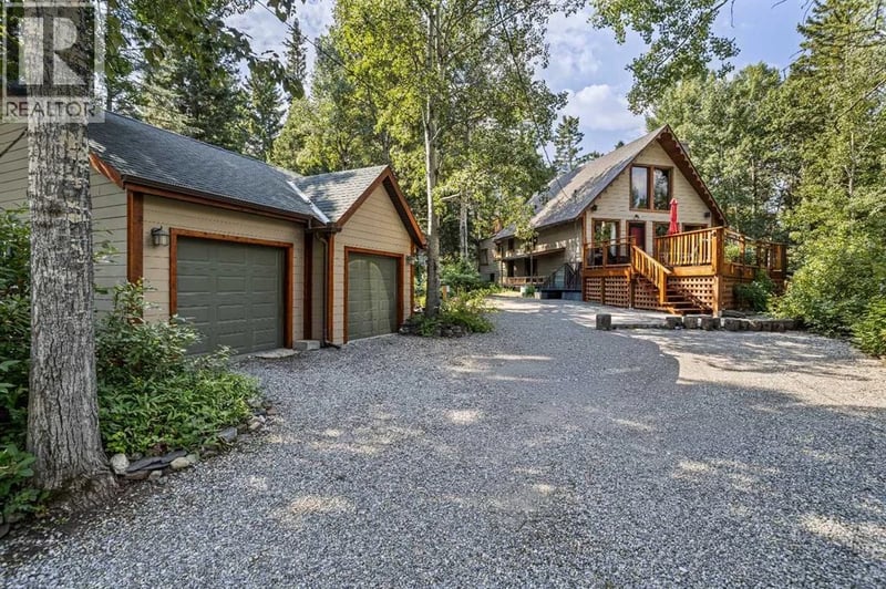 10 Heart Road, Lac Des Arcs, Alberta, T0L2C0, Lac Des Arcs, Alberta — photo 1 of 5