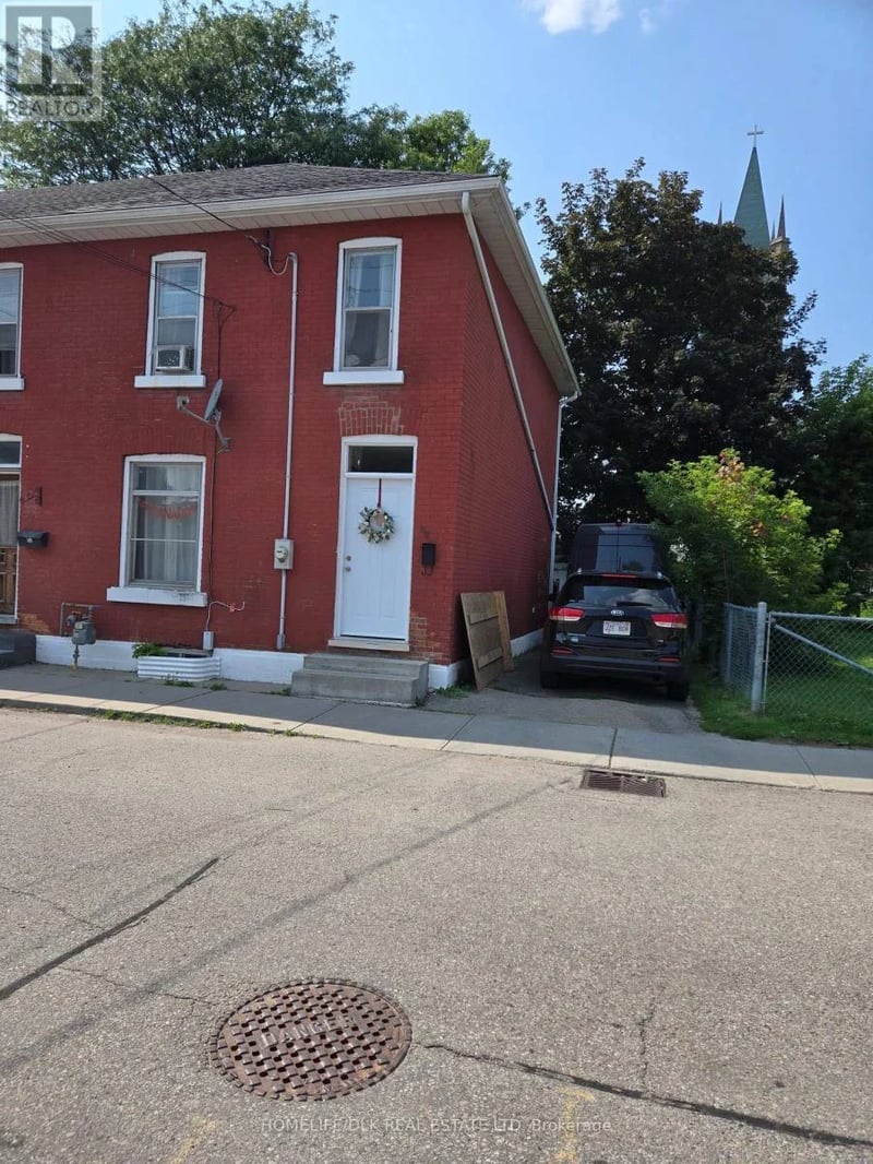 60 George Street, Brockville, Ontario, K6V3V5, Brockville, Ontario — photo 1 of 5