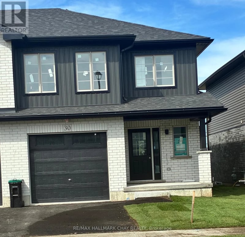 30 Strath Crescent, Springwater (Elmvale), Ontario, L0L1P0, Springwater (Elmvale), Ontario — photo 1 of 5