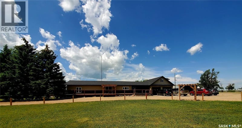 Neville Acreage, Neville, Saskatchewan, S0N1T0, Neville, Saskatchewan — photo 1 of 5