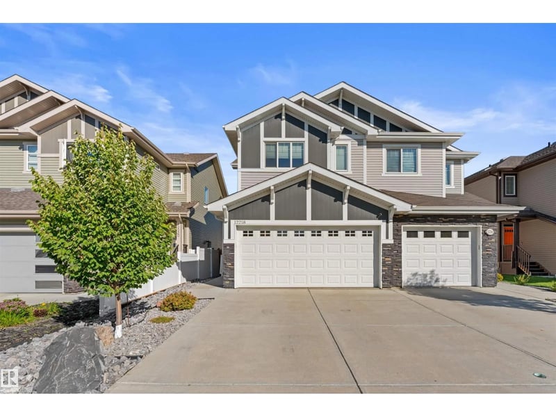 12218 176 AV NW, Edmonton, Alberta, T5X0L2, Edmonton, Alberta — photo 1 of 5