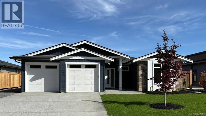 229 Walworth Road South, Campbell River, British Columbia, V9W0J3, Campbell River, British Columbia — photo 1 of 5