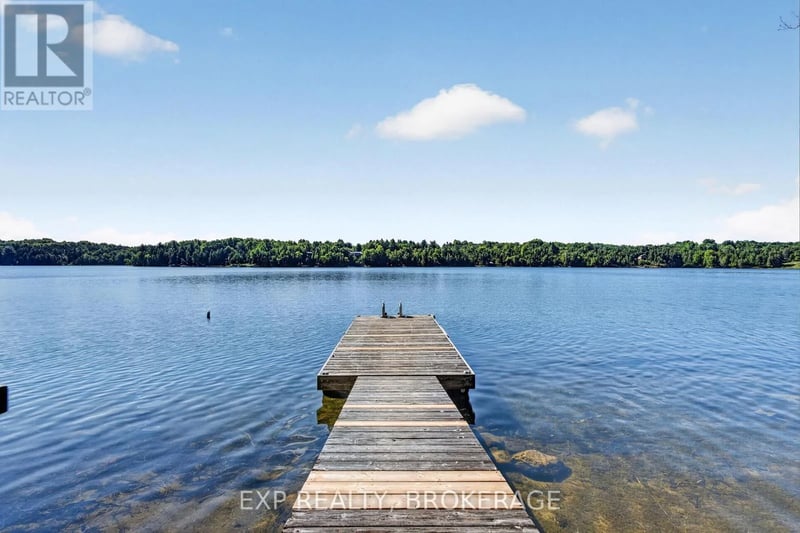 332 HILLCREST Lane, Frontenac (Frontenac South), Ontario, K0H2V0, Frontenac (Frontenac South), Ontario — photo 1 of 5