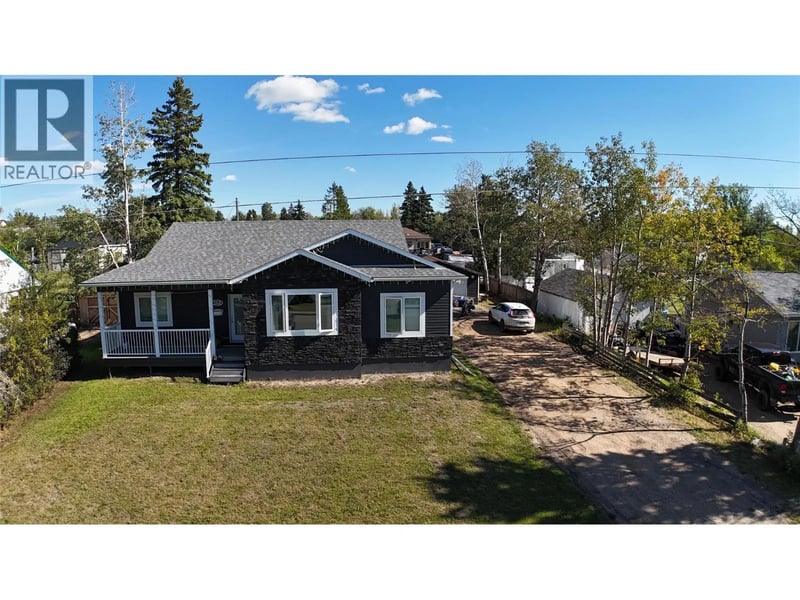 9108 8 Street, Dawson Creek, British Columbia, V1G3N4, Dawson Creek, British Columbia — photo 1 of 5