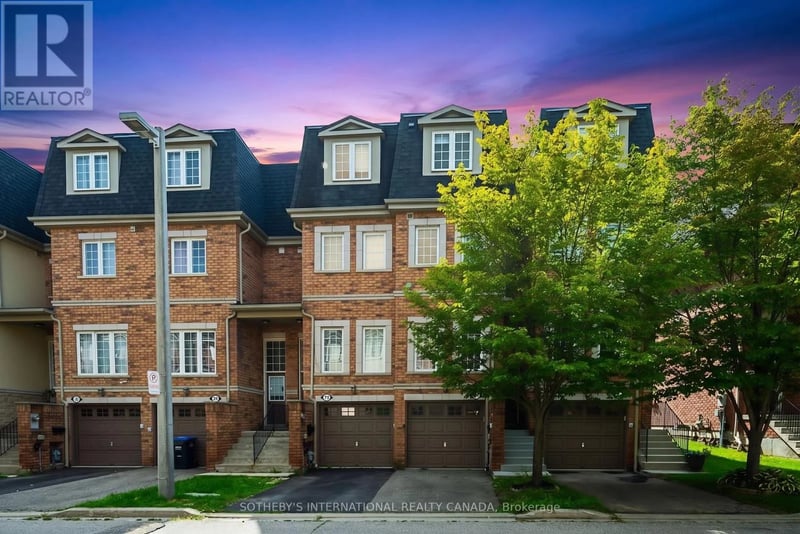 #44 435 Hensall Circle, Mississauga (Cooksville), Ontario, L5A4P1, Mississauga (Cooksville), Ontario — photo 1 of 5