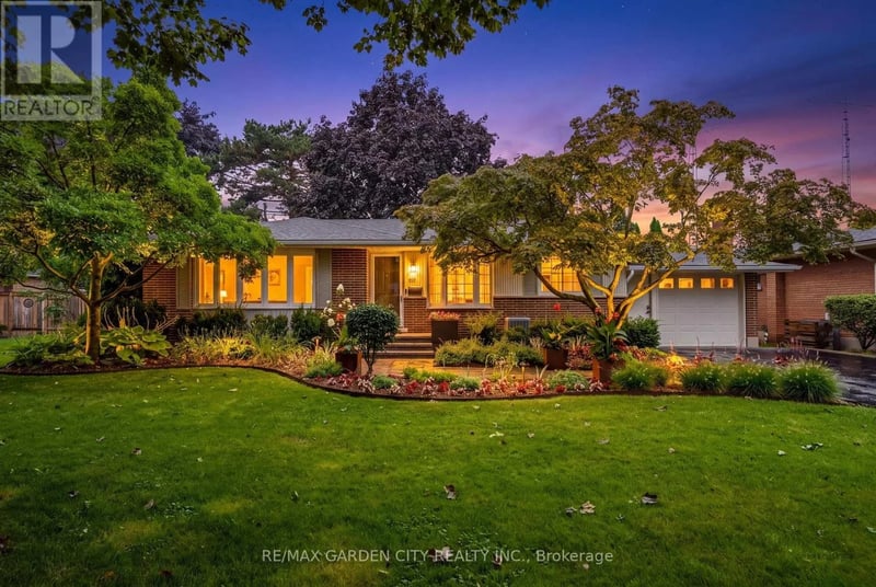 13 Preston Drive, St. Catharines (Vine/Linwell), Ontario, L2M1X4, St. Catharines (Vine/Linwell), Ontario — photo 1 of 5