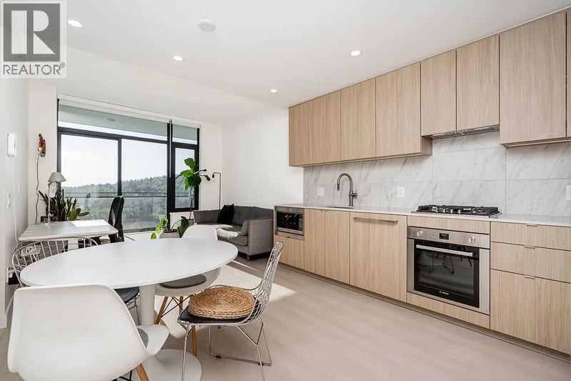 #1603 626 CLAREMONT Street, Coquitlam, British Columbia, V3J0T1, Coquitlam, British Columbia — photo 1 of 5
