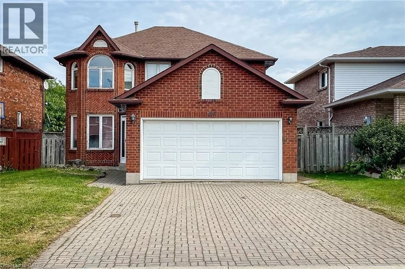 126 FAIRINGTON Crescent, Hamilton, Ontario, L8E3N4, Hamilton, Ontario — photo 1 of 5