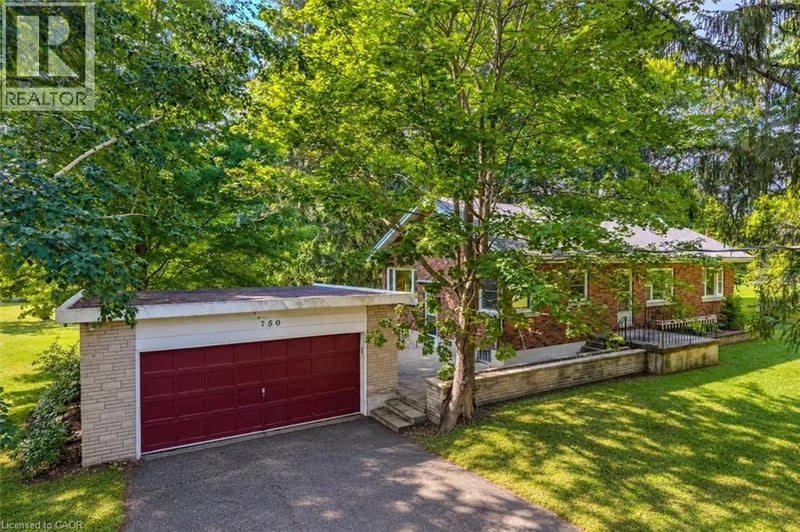750 ERAMOSA Road, Guelph/Eramosa, Ontario, N1E5Z3, Guelph/Eramosa, Ontario — photo 1 of 5
