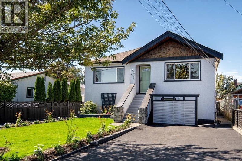 3154 Millgrove Street, Saanich, British Columbia, V9A1X6, Saanich, British Columbia — photo 1 of 5