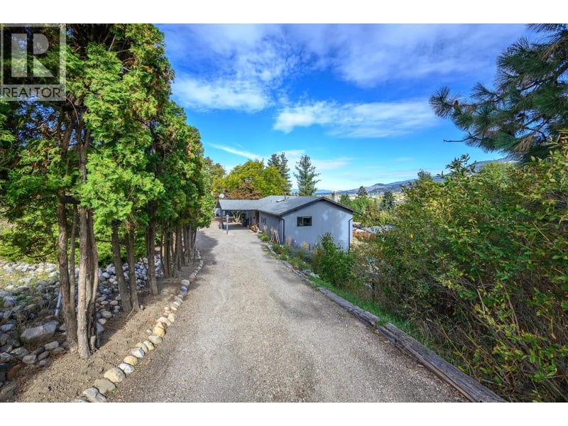 9310 Northcott Drive, Coldstream, British Columbia, V1B2K2, Coldstream, British Columbia — photo 1 of 5