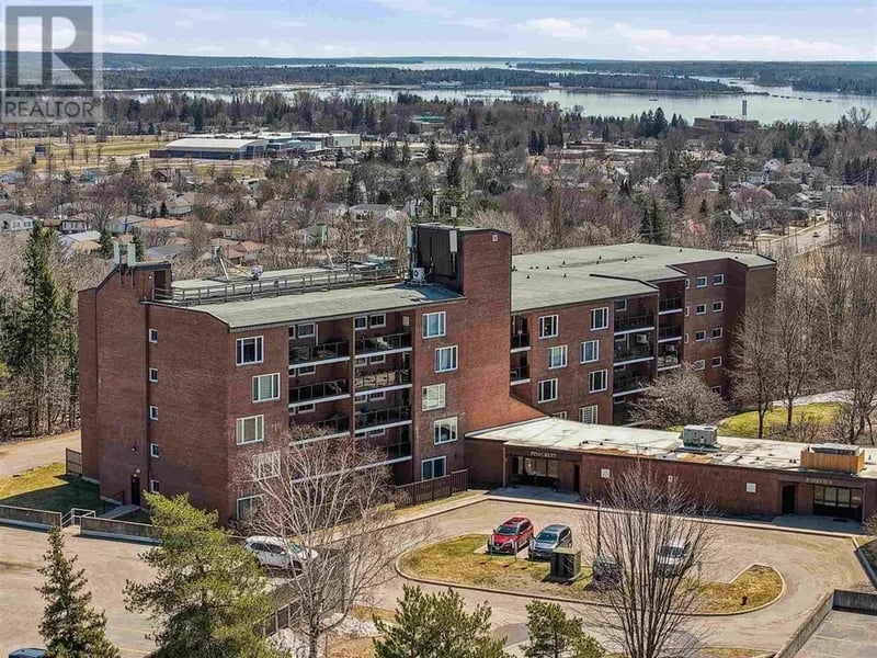 313 MacDonald AVE # 211, Sault Ste. Marie, Ontario, P6B5Y9, Sault Ste. Marie, Ontario — photo 1 of 5