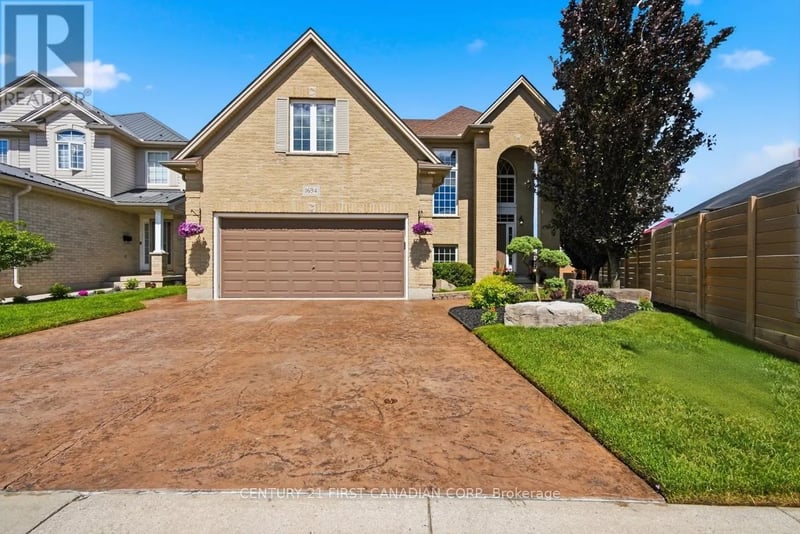 1694 Green Gables Road, London South (South U), Ontario, N6M0A3, London South (South U), Ontario — photo 1 of 5