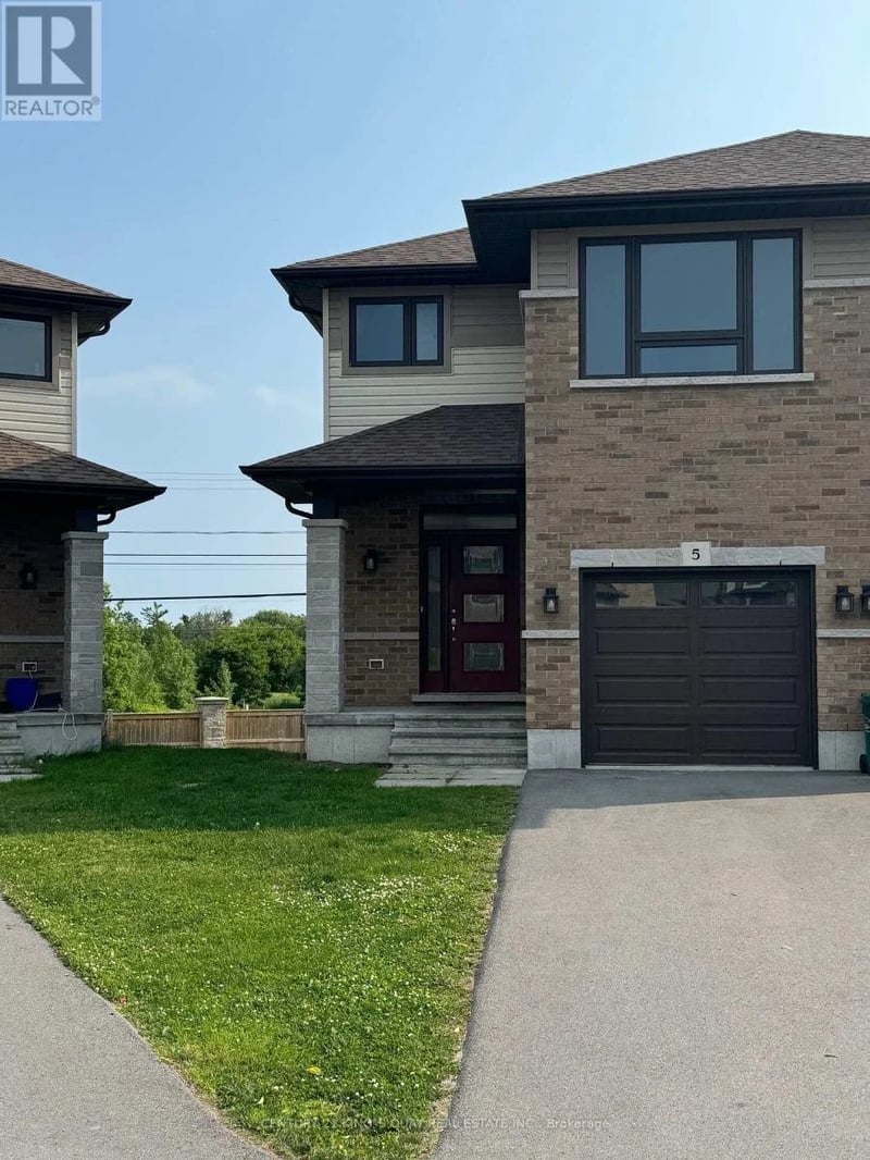 5 Ledgerock Court, Quinte West (Sidney Ward), Ontario, K8R0A1, Quinte West (Sidney Ward), Ontario — photo 1 of 5