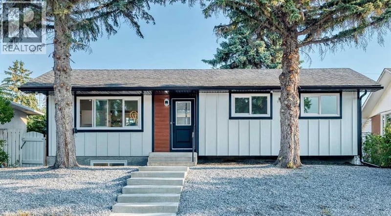 808 Avonlea Place Southeast, Calgary, Alberta, T2H1W3, Calgary, Alberta — photo 1 of 5